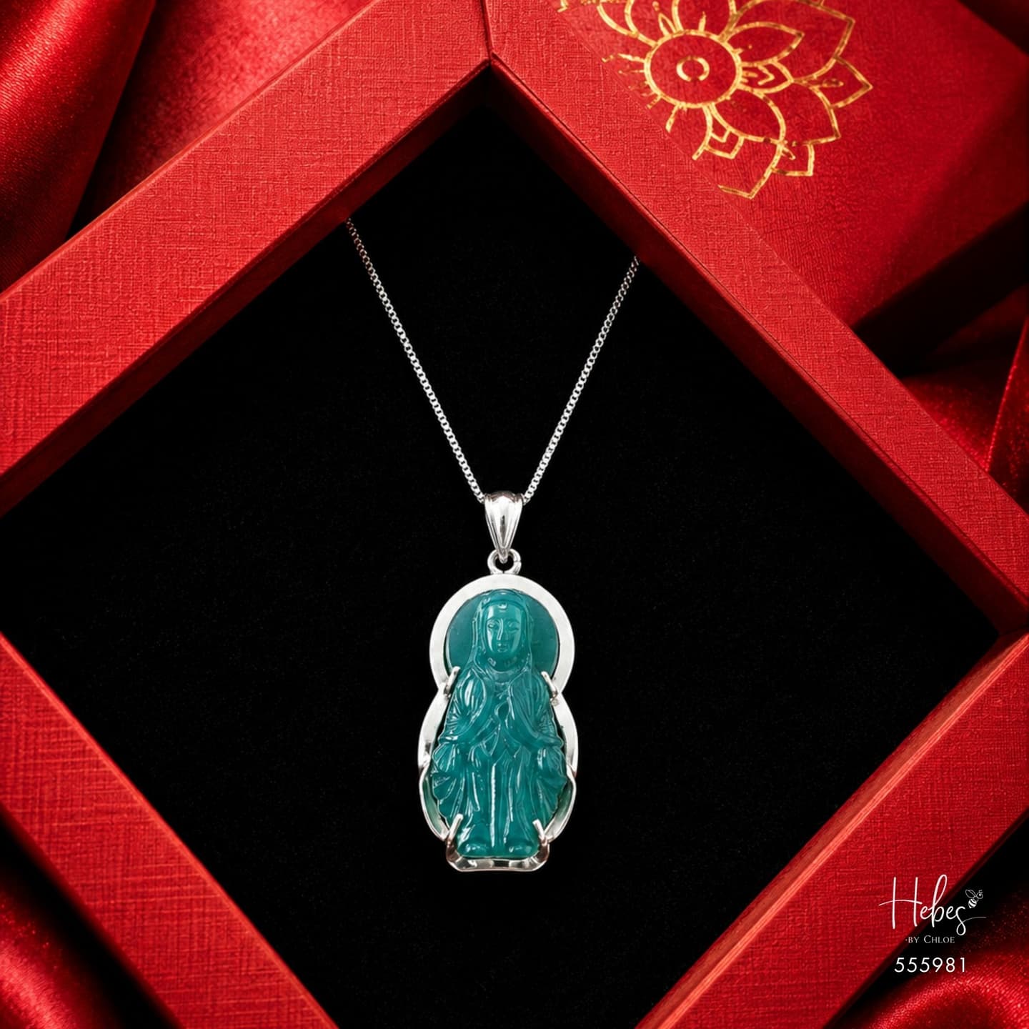 Blessed Virgin Mary Green Agate Pendant 555981
