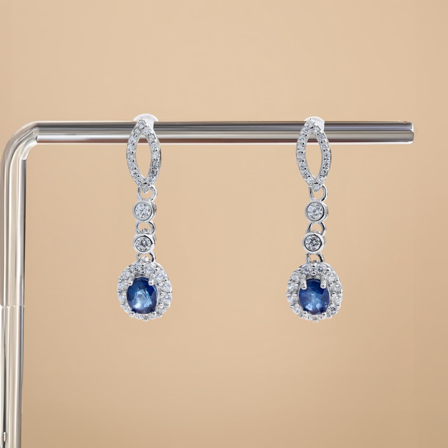 Sapphire Earrings 555366