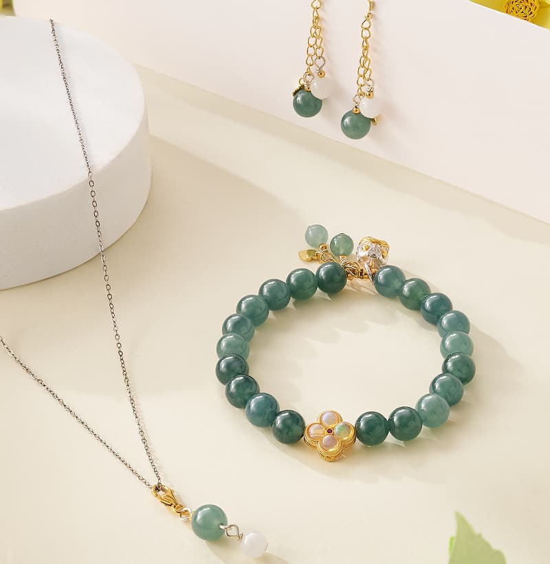 Legacy Regal Set jewelry